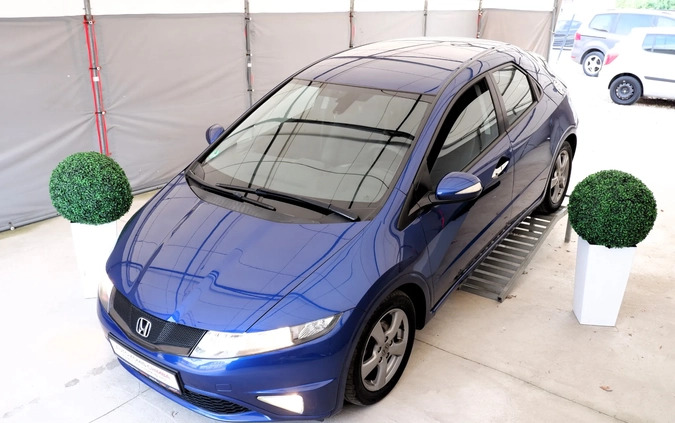 Honda Civic cena 27300 przebieg: 159000, rok produkcji 2010 z Karlino małe 232